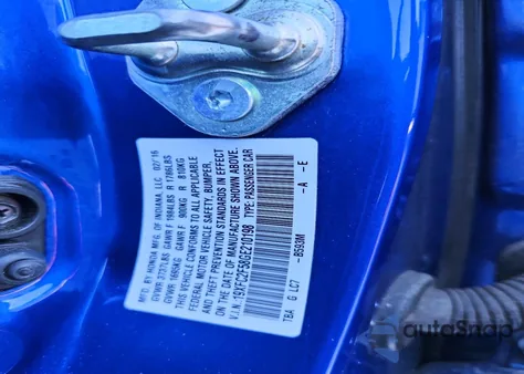 2016 Honda Civic Lx z USA, uszkodzony, nr VIN 19XFC2F58GE210198